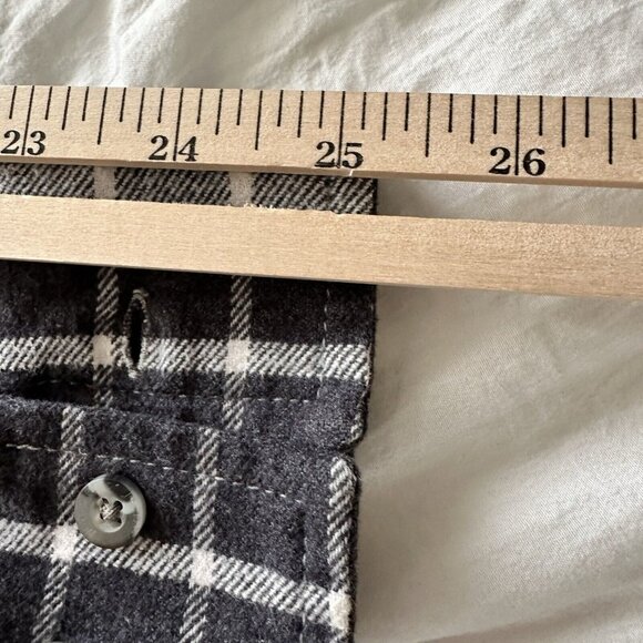 Jared Lang Men's Flannel Stretch Button Work Shirt Gray/White Plaid • Medium - Picture 8 of 9